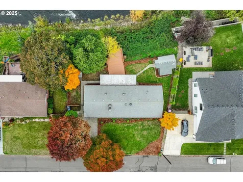 2859 NE 2nd Avenue Camas WA 98607