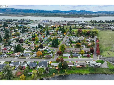 2859 NE 2nd Avenue Camas WA 98607