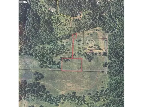 34088 Mt Tom Drive Harrisburg OR 97446
