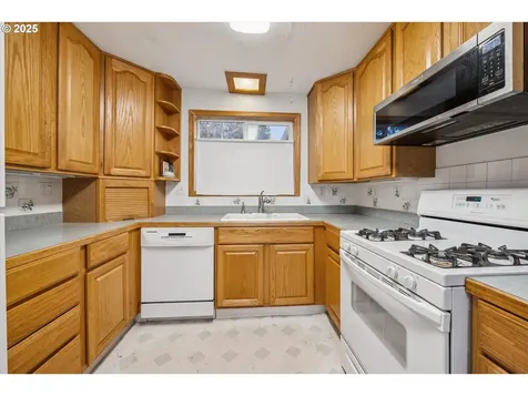 825 NE 194th Avenue Portland OR 97230