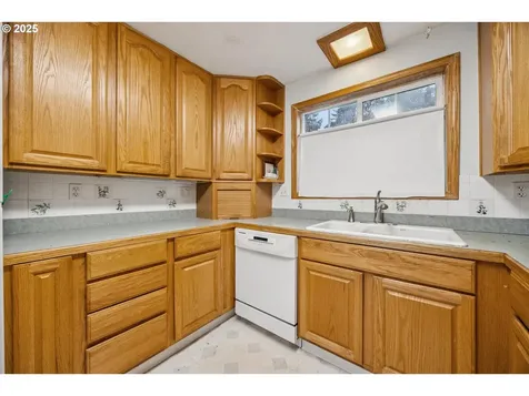 825 NE 194th Avenue Portland OR 97230