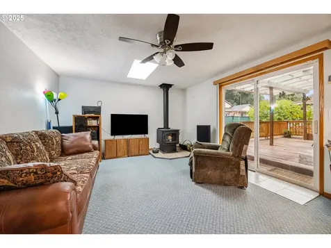 825 NE 194th Avenue Portland OR 97230