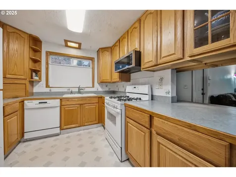 825 NE 194th Avenue Portland OR 97230