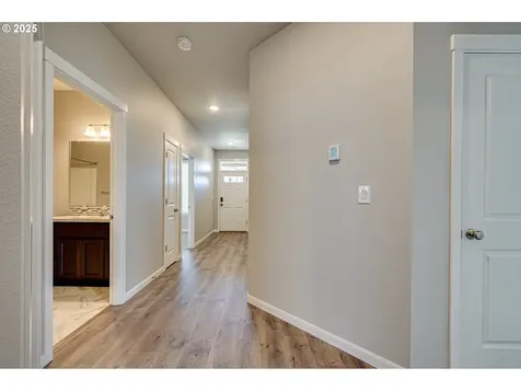 10410 NE 130th Avenue Vancouver WA 98682