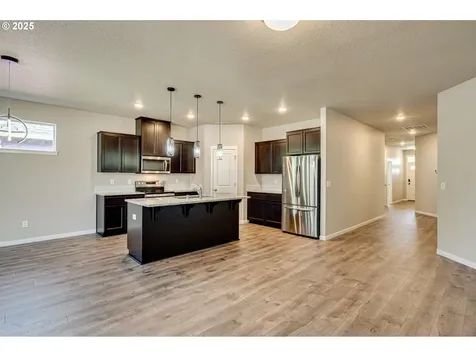 10410 NE 130th Avenue Vancouver WA 98682