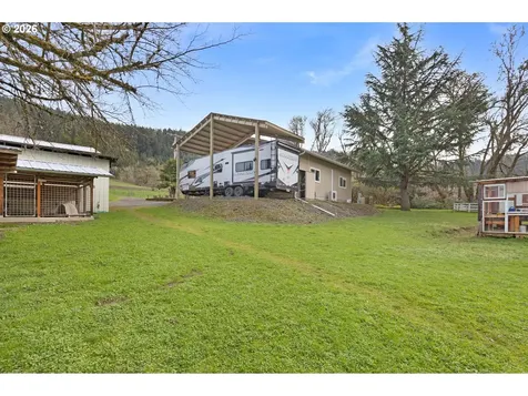 1187 Rice Creek Road Winston OR 97496