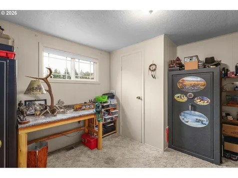 1187 Rice Creek Road Winston OR 97496