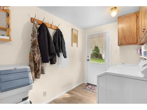 1187 Rice Creek Road Winston OR 97496