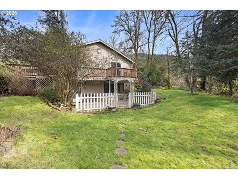 1187 Rice Creek Road Winston OR 97496