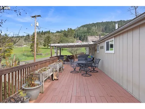 1187 Rice Creek Road Winston OR 97496
