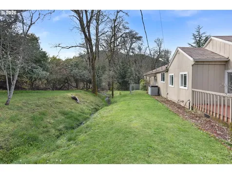 1187 Rice Creek Road Winston OR 97496
