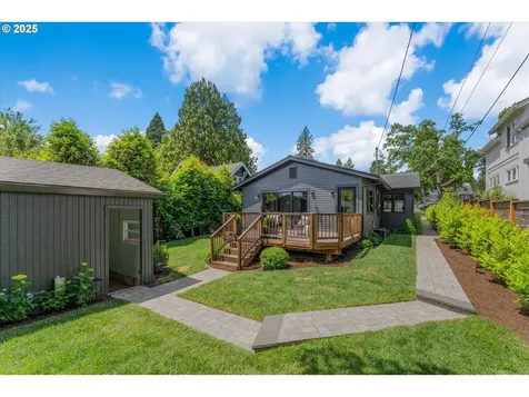 757 4th Street Lake Oswego OR 97034