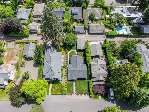 757 4th Street Lake Oswego OR 97034
