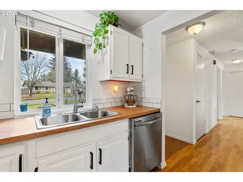 4312 NE 106th Avenue Vancouver WA 98682