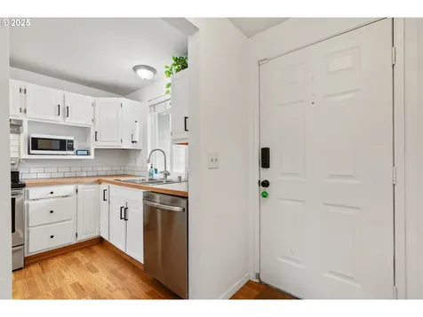 4312 NE 106th Avenue Vancouver WA 98682