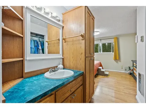 4312 NE 106th Avenue Vancouver WA 98682