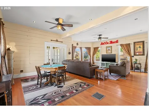 614 SE Byers Avenue Pendleton OR 97801