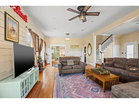 614 SE Byers Avenue Pendleton OR 97801