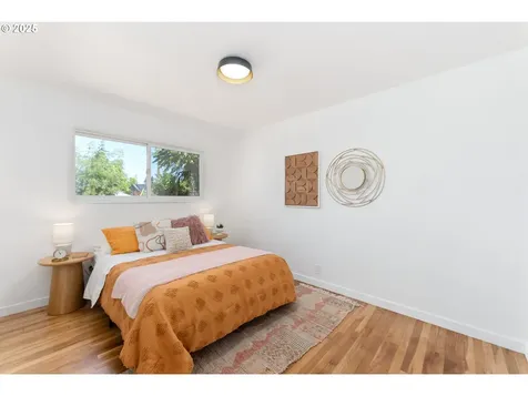 6843 N Hudson Street Portland OR 97203
