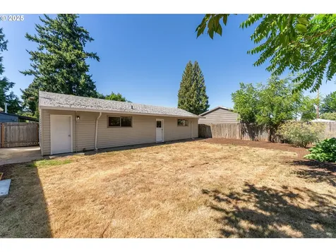 6843 N Hudson Street Portland OR 97203