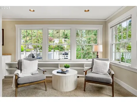 2656 SW Brae Mar Court Portland OR 97201