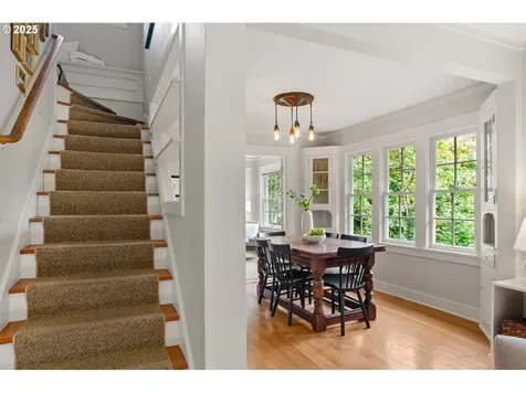 2656 SW Brae Mar Court Portland OR 97201