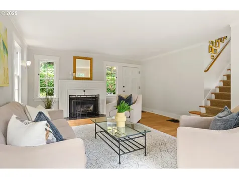 2656 SW Brae Mar Court Portland OR 97201