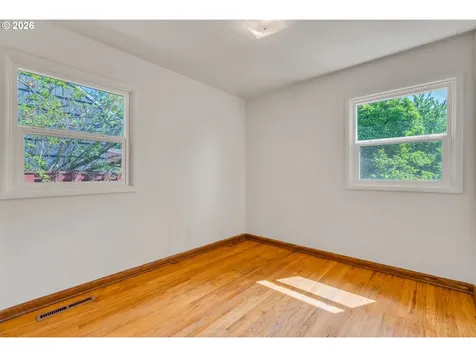 4214 SE 91st Avenue Portland OR 97266