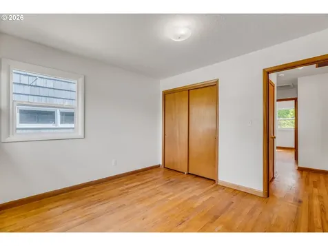 4214 SE 91st Avenue Portland OR 97266