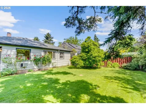 4214 SE 91st Avenue Portland OR 97266