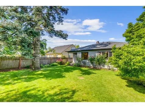 4214 SE 91st Avenue Portland OR 97266