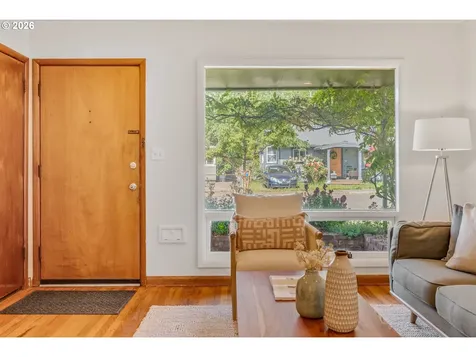 4214 SE 91st Avenue Portland OR 97266