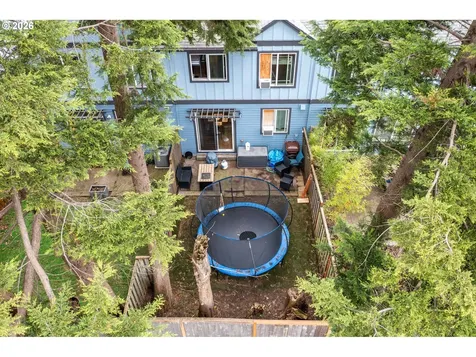 1316 SE Roundelay Street Hillsboro OR 97123