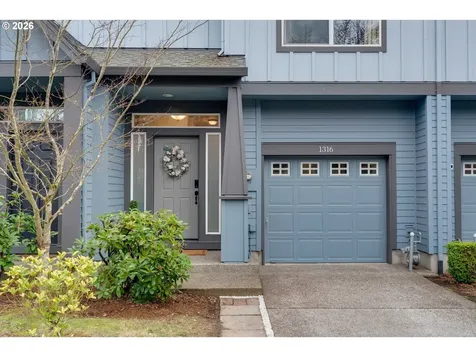 1316 SE Roundelay Street Hillsboro OR 97123