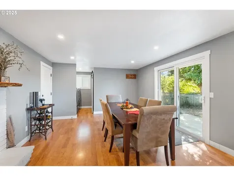 1035 S 11th Street Cottage Grove OR 97424