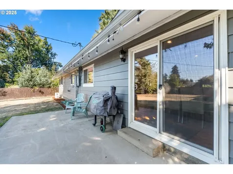 1035 S 11th Street Cottage Grove OR 97424