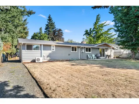1035 S 11th Street Cottage Grove OR 97424