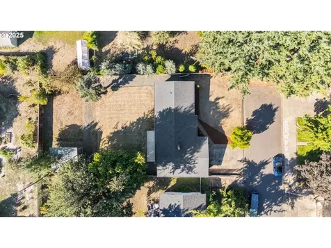 1035 S 11th Street Cottage Grove OR 97424