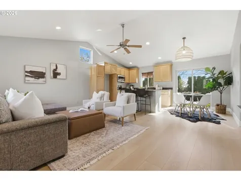 595 Raber Road Eugene OR 97402