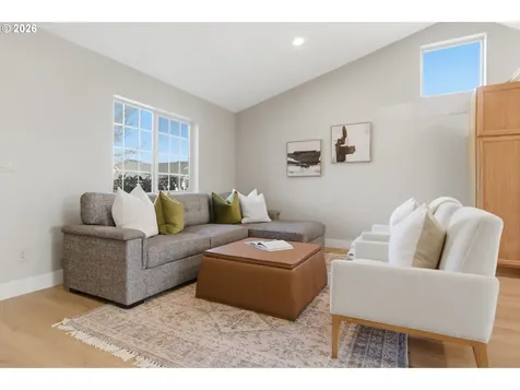 595 Raber Road Eugene OR 97402
