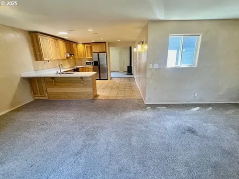 954 Noble Avenue Coos Bay OR 97420