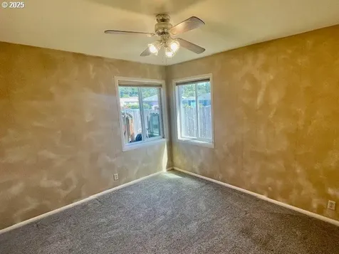 954 Noble Avenue Coos Bay OR 97420