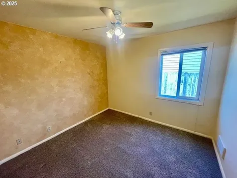 954 Noble Avenue Coos Bay OR 97420