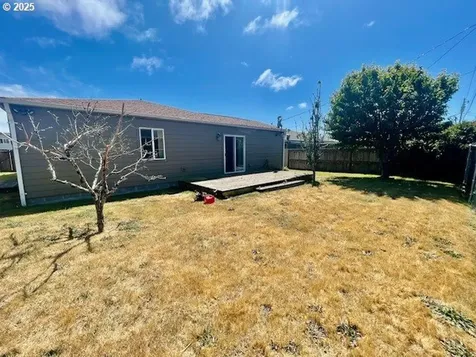 954 Noble Avenue Coos Bay OR 97420