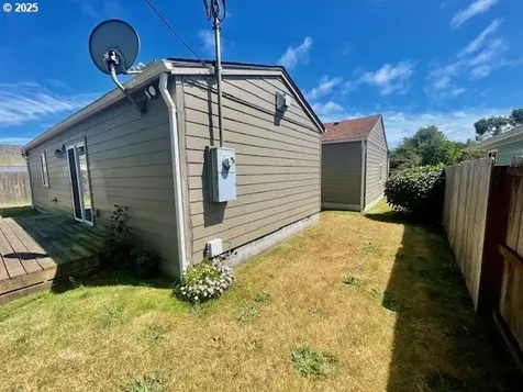 954 Noble Avenue Coos Bay OR 97420