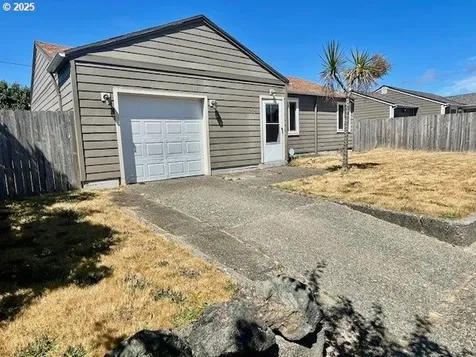 954 Noble Avenue Coos Bay OR 97420