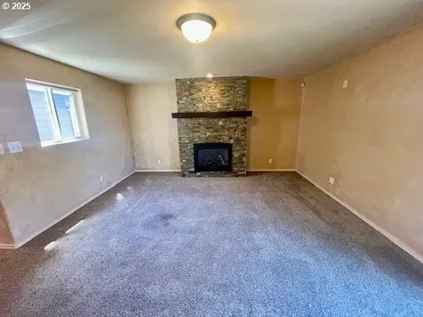 954 Noble Avenue Coos Bay OR 97420