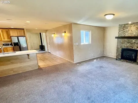 954 Noble Avenue Coos Bay OR 97420