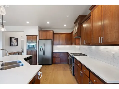 1705 Trevino Road Creswell OR 97426