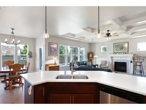 1705 Trevino Road Creswell OR 97426